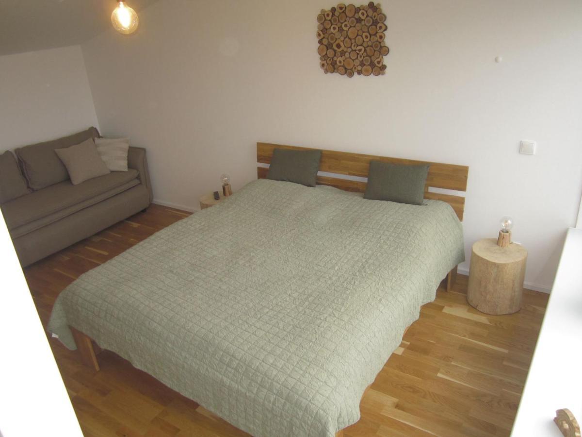 Mezonetovy Apartman Se Dvema Balkony A Vyhledem Loučná pod Klínovcem Dış mekan fotoğraf